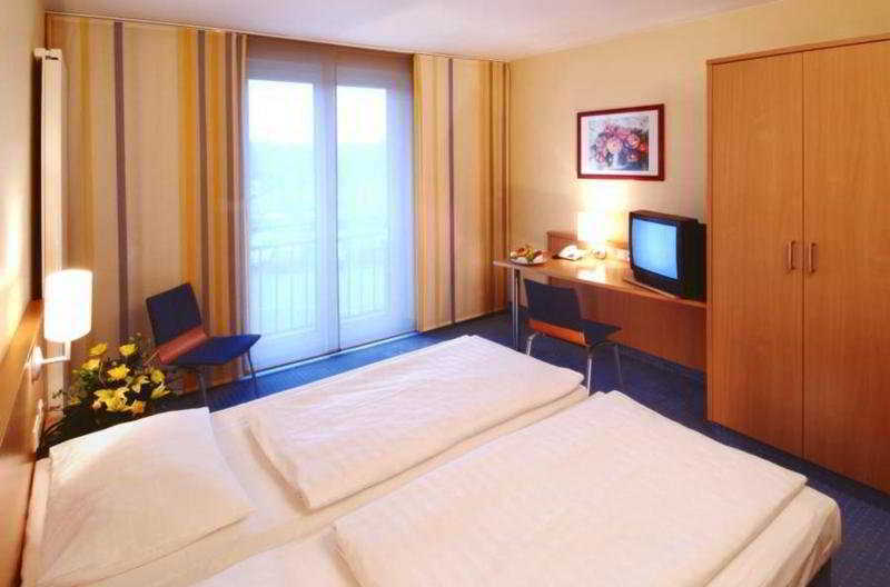 Rilano 24/7 Hotel Wolfenbüttel Buitenkant foto
