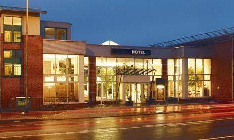 Rilano 24/7 Hotel Wolfenbüttel Buitenkant foto